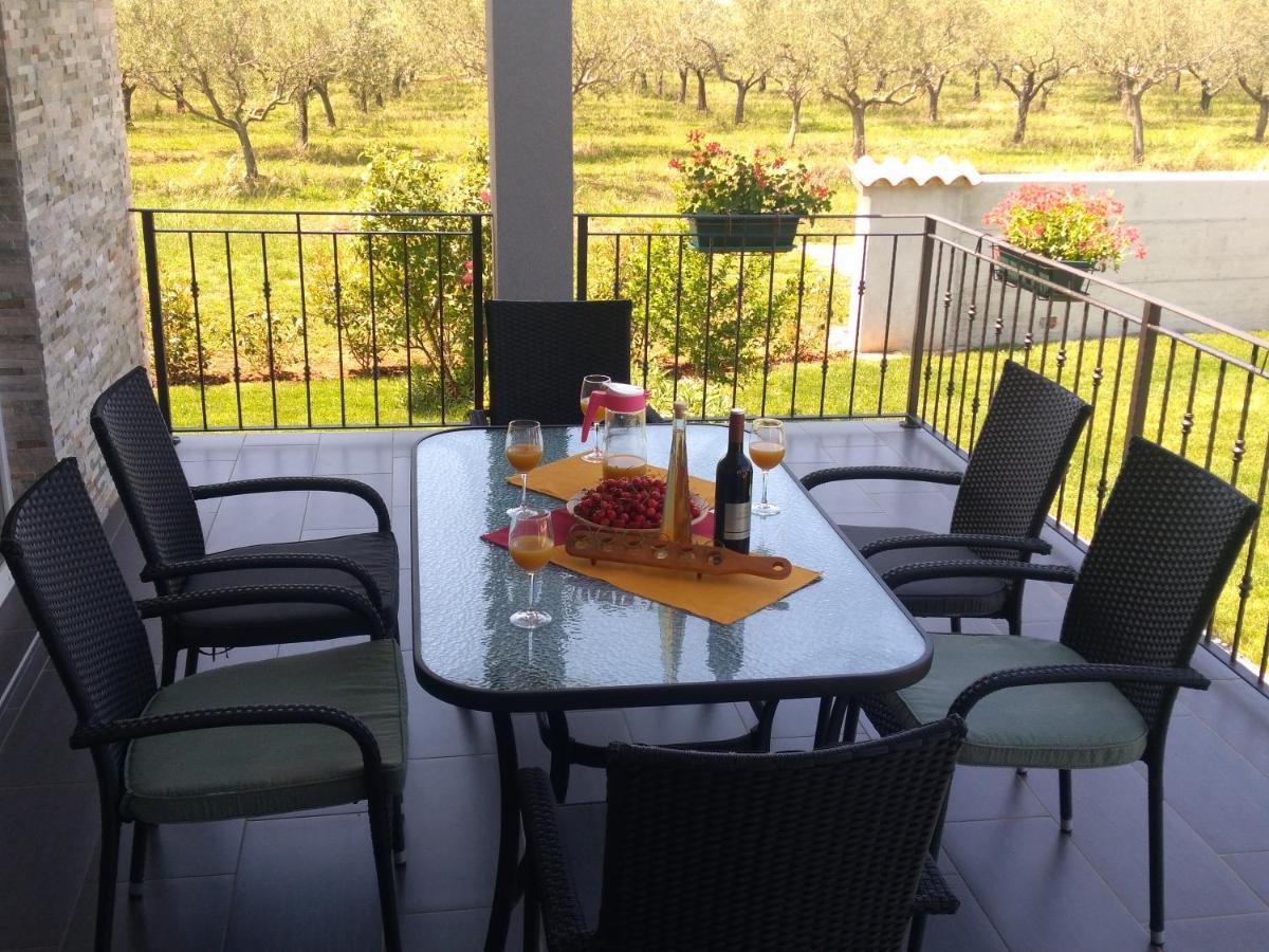 Holiday House Anita Umag Exterior photo