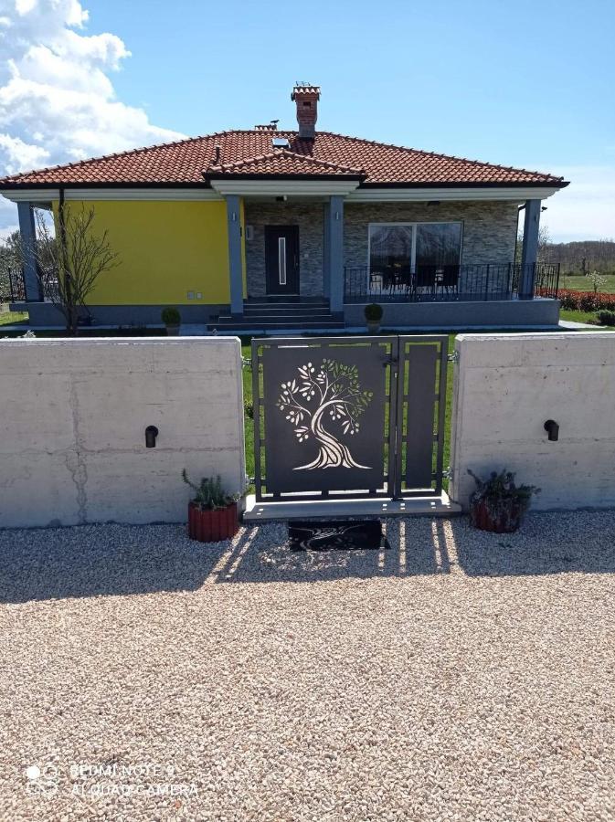Holiday House Anita Umag Exterior photo